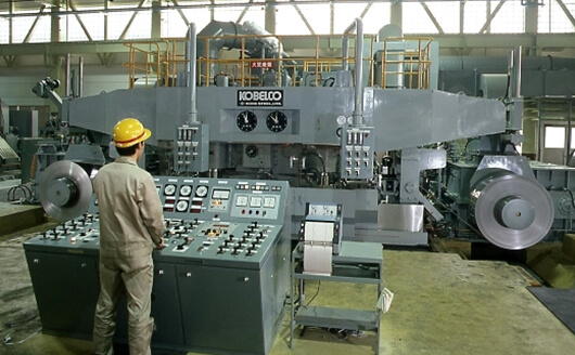 A 20-high cold rolling mill for stainless sheet steel